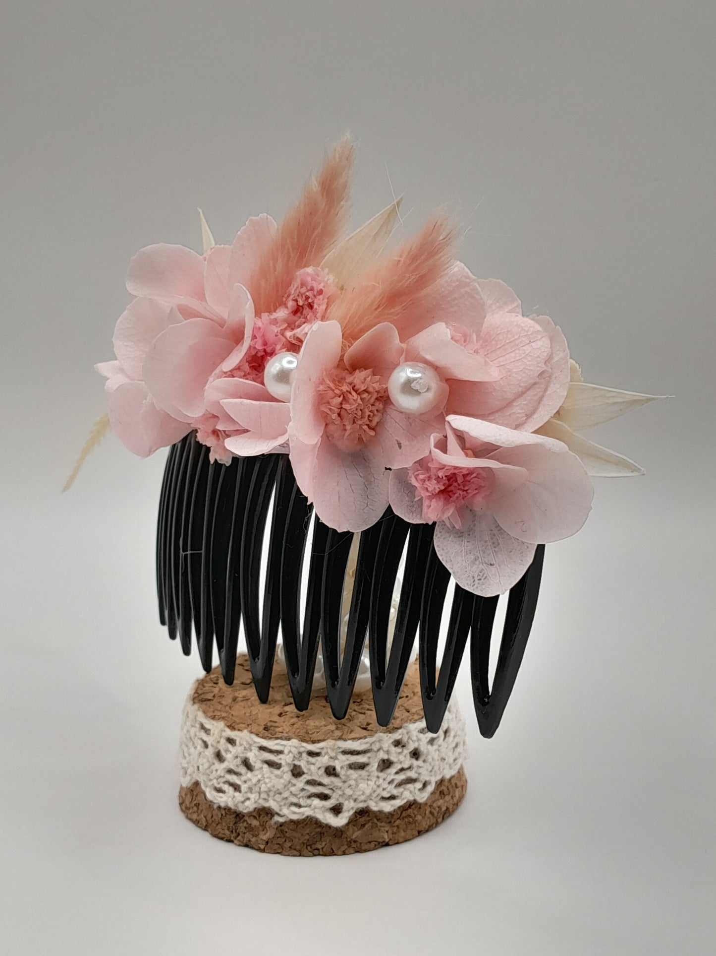 peigne cheveux fleurs séchées cheveux rose