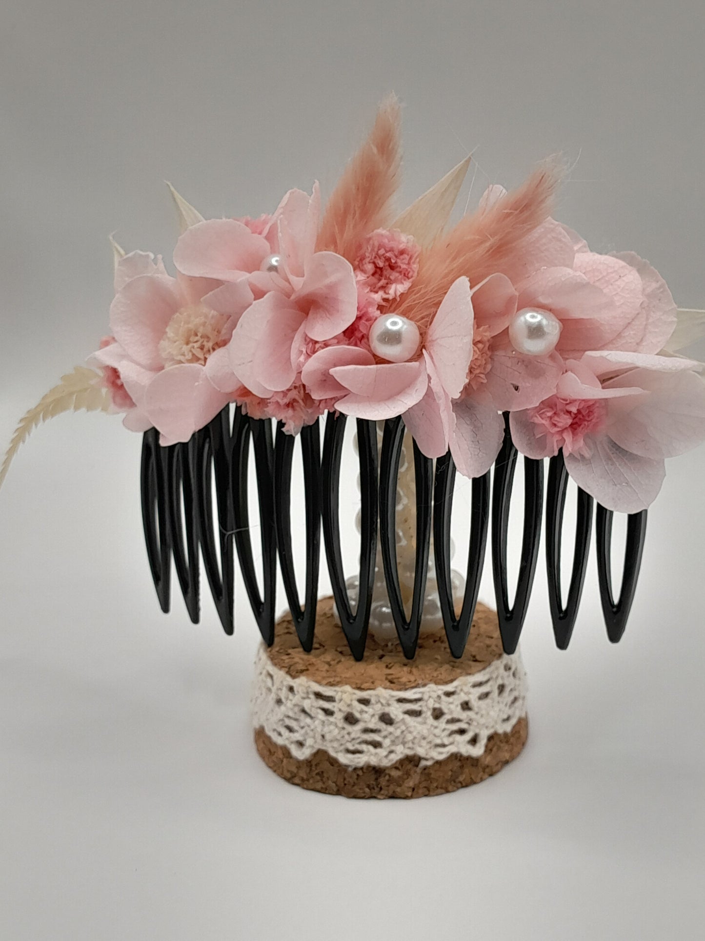 peigne cheveux fleurs séchées cheveux rose