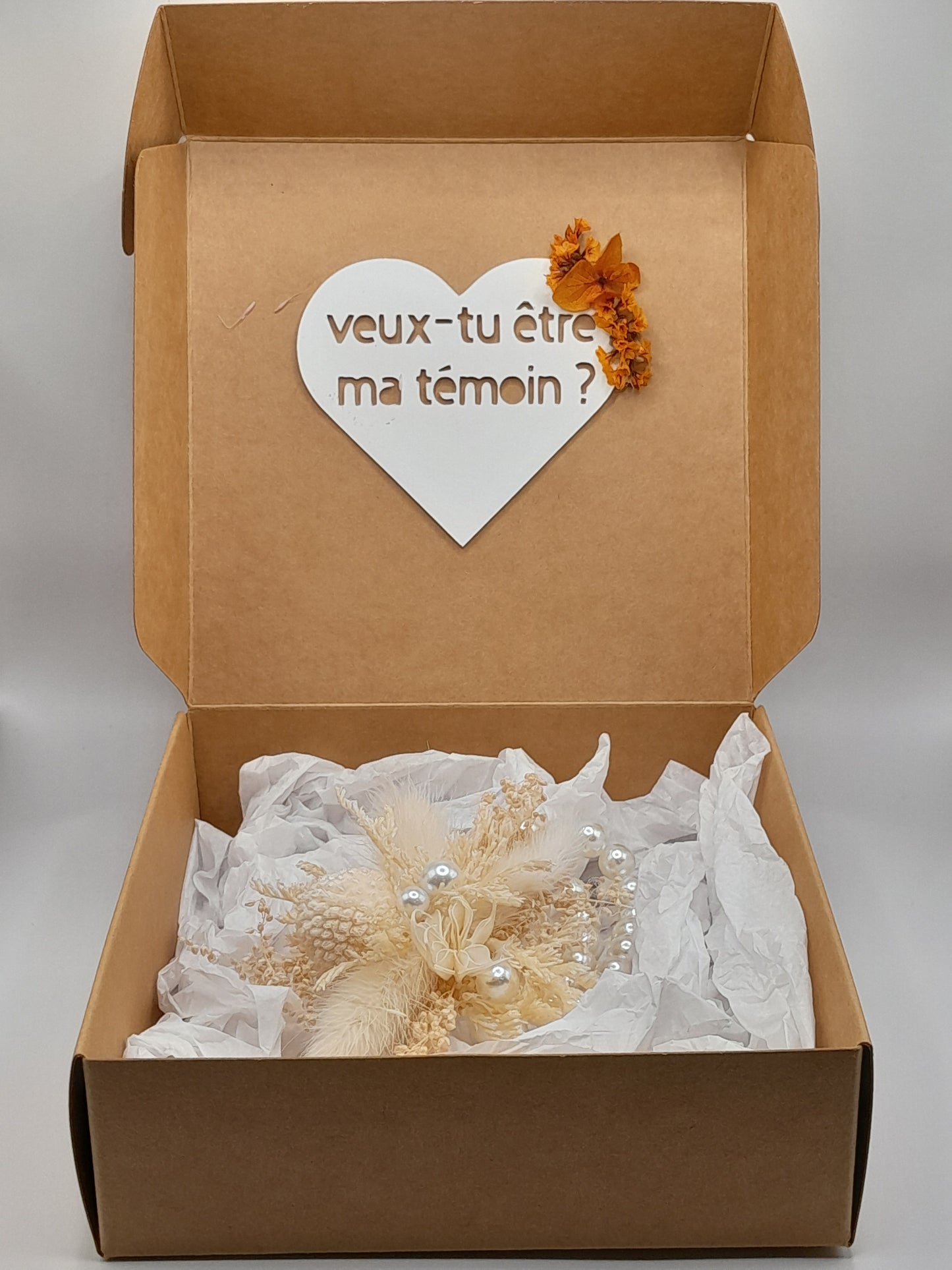 Boîte de demande pour témoin (femme)